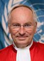Christoph Fl&uuml;gge